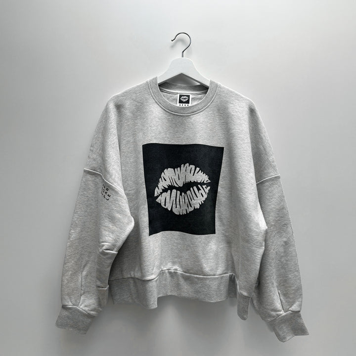 Sweatshirt: Big AZL Kiss – Oversized Crewneck ❍ Print