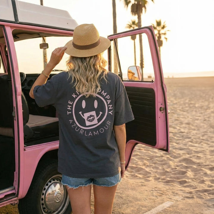 T-Shirt: THE KISS COMPANY · Phantom · Oversized ⚥ | Print Rose