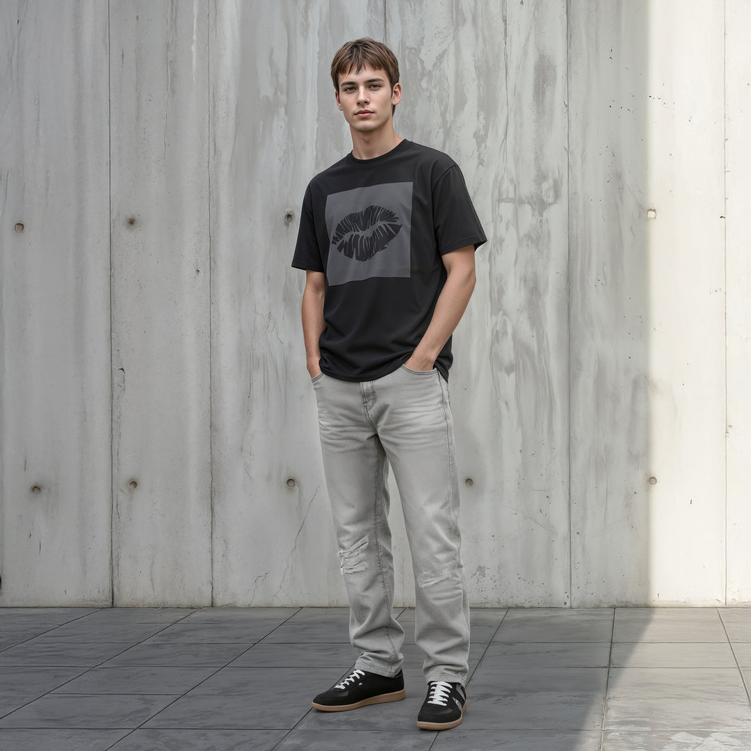 T-Shirt: BIG KISS · Oversized ❍ Print | Vintage Black