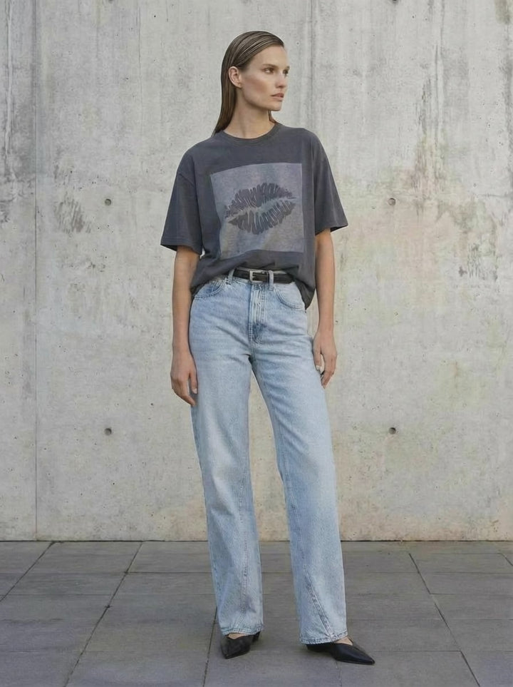 T-Shirt: BIG KISS · Oversized ❍ Print | Vintage Black